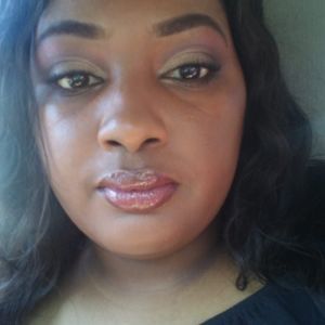 Meet your Posher, Carissa